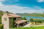 Casa rural junto al lago en Cataluña